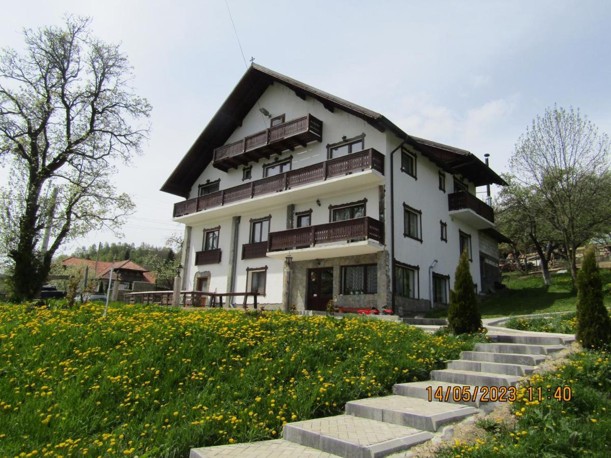 Villa Ograda De La Munte Bran  Exterior foto